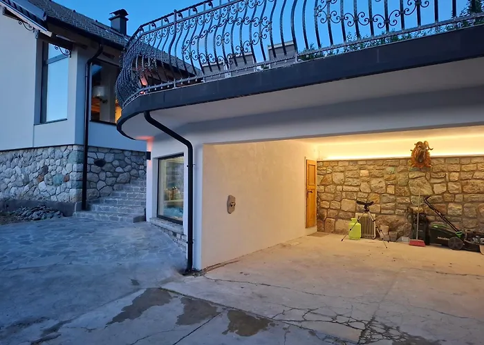 Murka Holiday Home